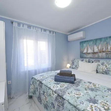 Mjesto Gdje Pocinje Savrsen Odmor Udobna Kuca Za Nezaboravne Dane Ispunjene Mirom I Srecom Zadar