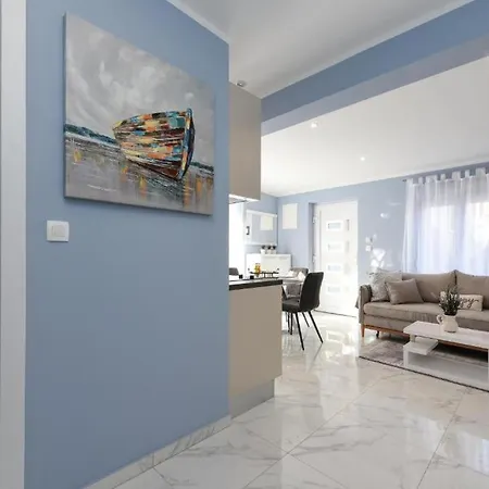 Mjesto Gdje Pocinje Savrsen Odmor Udobna Kuca Za Nezaboravne Dane Ispunjene Mirom I Srecom Zadar