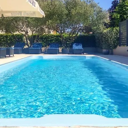 Mjesto Gdje Pocinje Savrsen Odmor Udobna Kuca Za Nezaboravne Dane Ispunjene Mirom I Srecom * Zadar